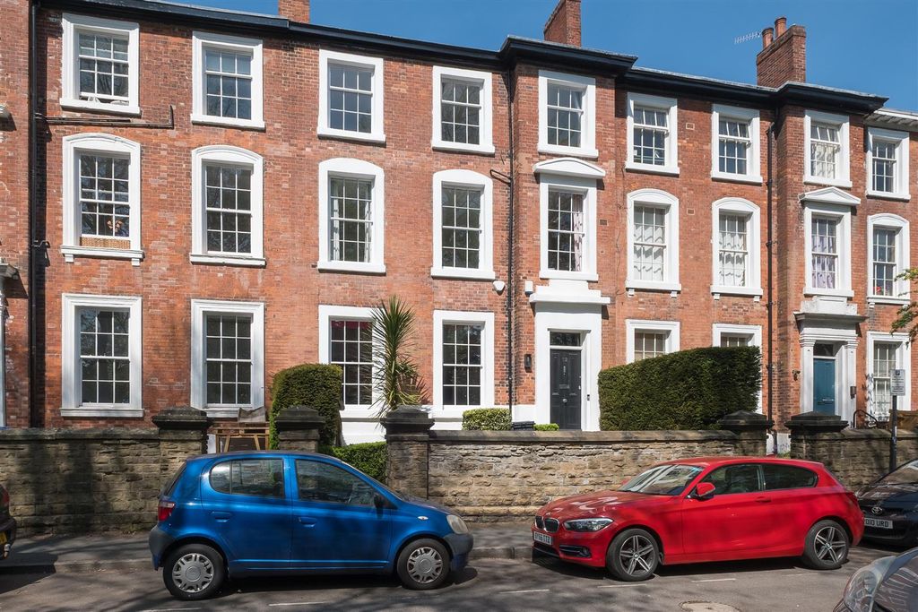 Property photo 1 of 34 Untitled (37 Of 44).Jpg