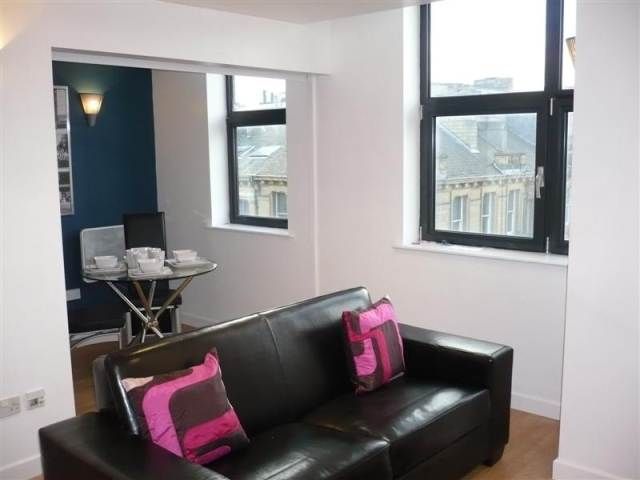 Property photo 2 of 4 Typical Lounge