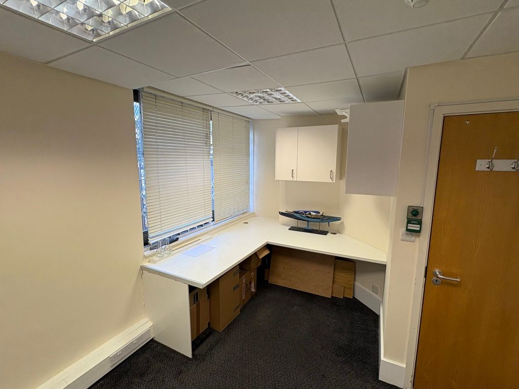 Property photo 3 of 8 Photo 2