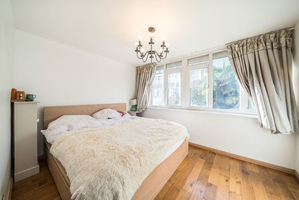 Property photo 3 of 7