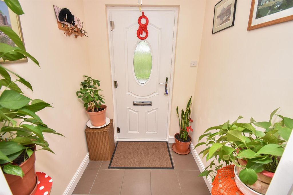Property photo 2 of 28 Entrance Vestibule-2.Jpg