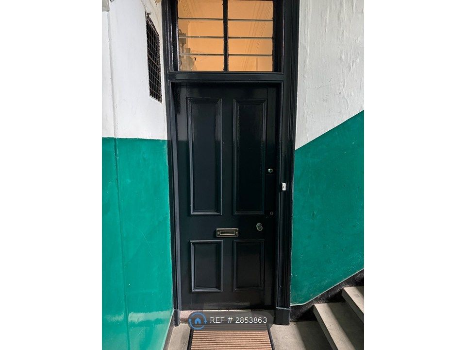 Property photo 3 of 25