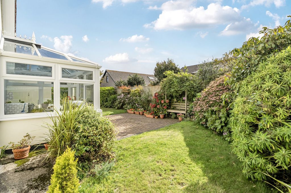 Property photo 2 of 23 1350745-6-68c2Ede...