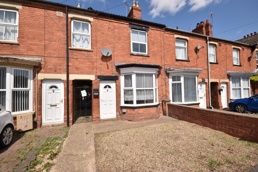 Property photo 1 of 12