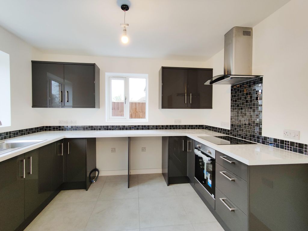 Property photo 1 of 13 Image