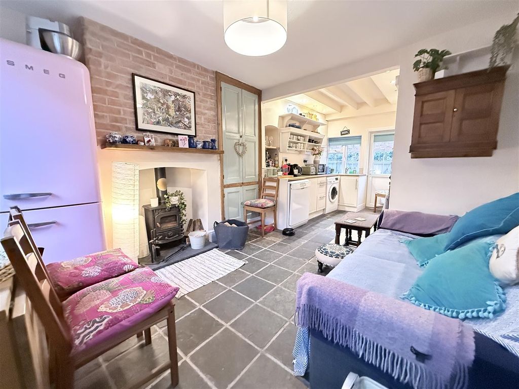 Property photo 3 of 14 Img_1103.Jpg