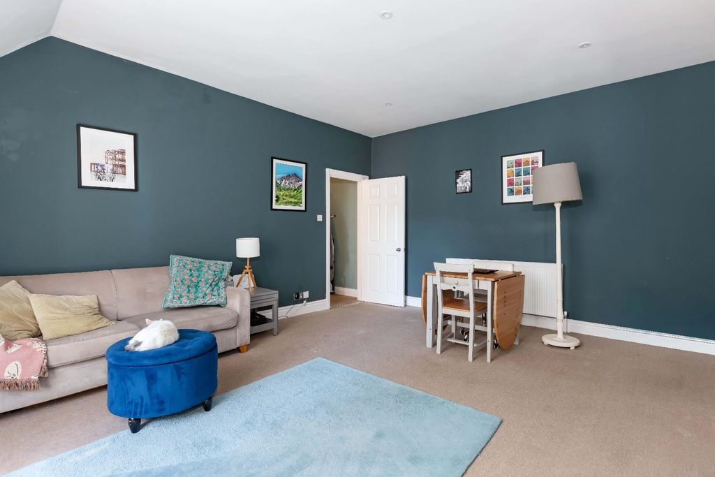 Property photo 3 of 13 Third Ave_11.Jpg
