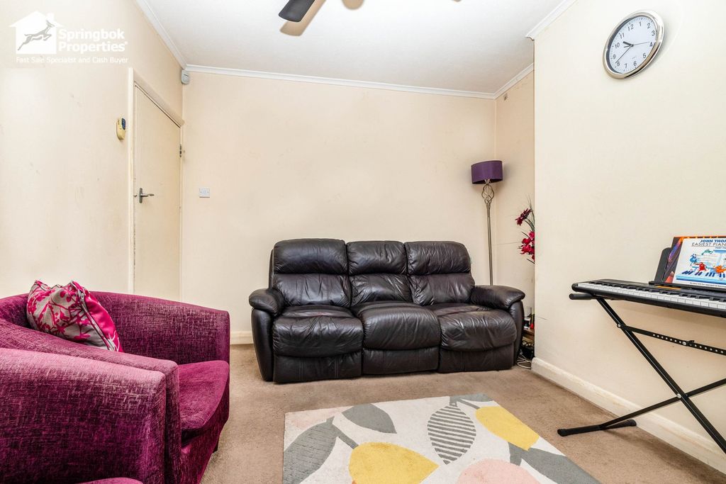 Property photo 3 of 12 Image 3