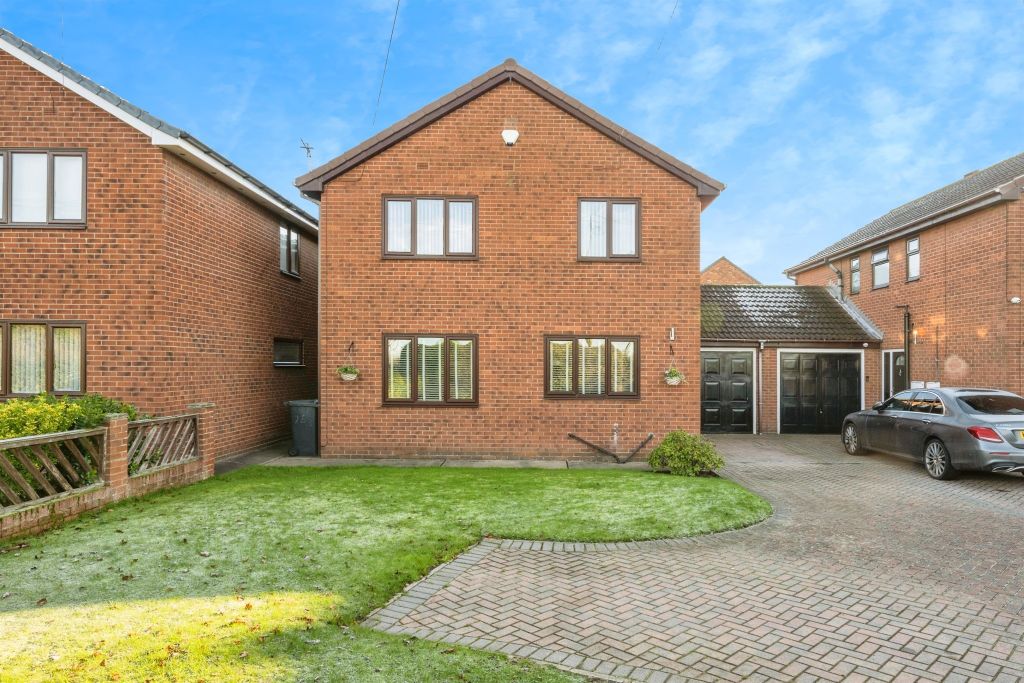 Property photo 1 of 17