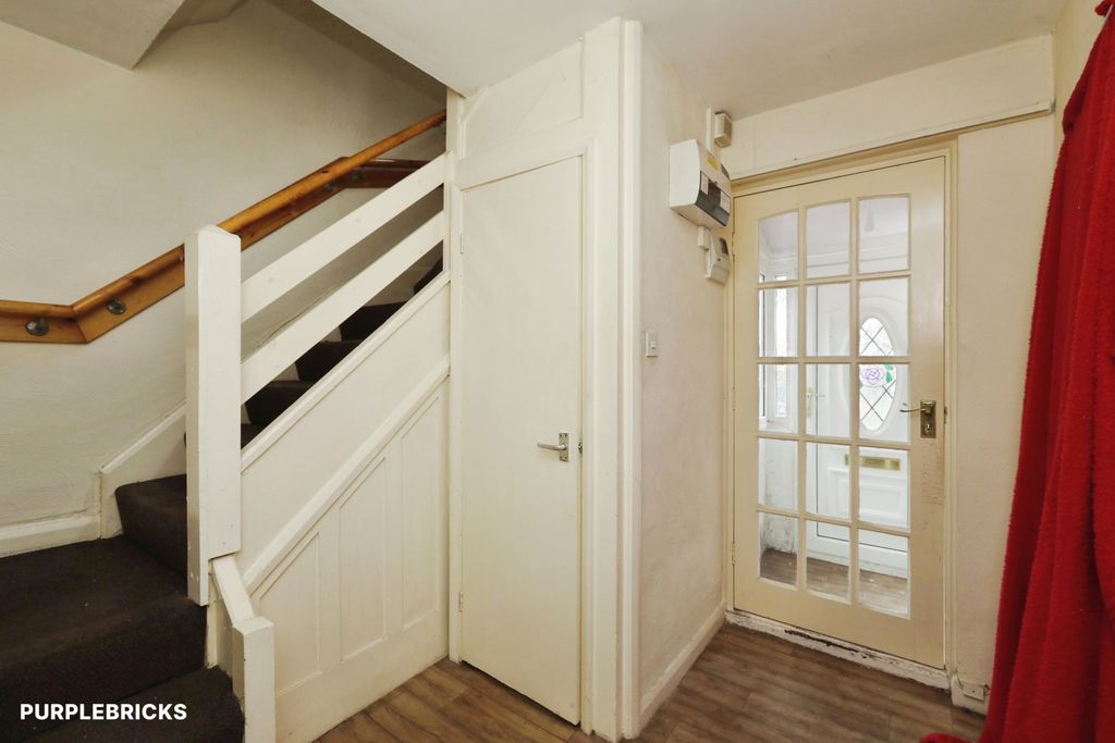Property photo 2 of 22