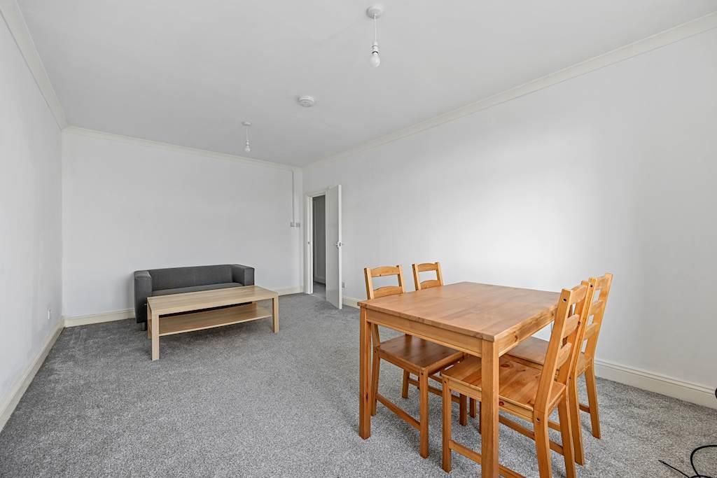 Property photo 3 of 14 10-Dae5Gciml - Flat 5 80 Sutherland Ave - Receptio