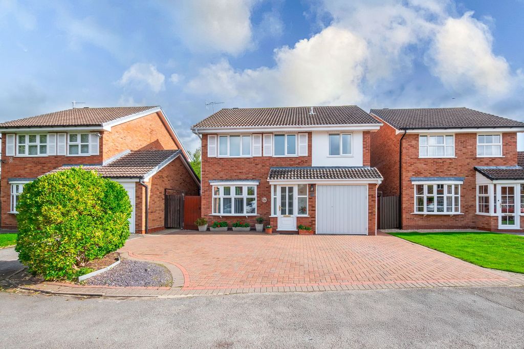 Property photo 1 of 26