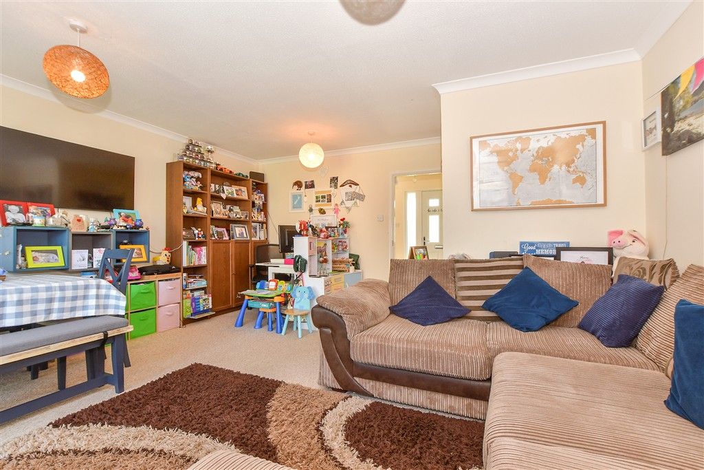 Property photo 2 of 11 Lounge/Diner