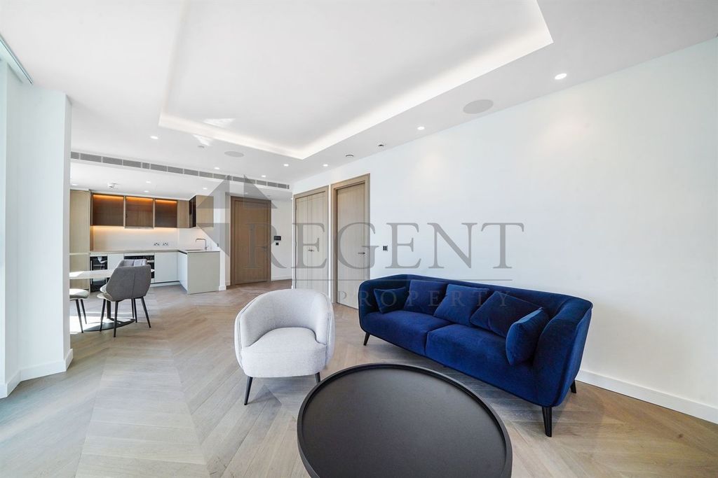 Property photo 3 of 17 Reception