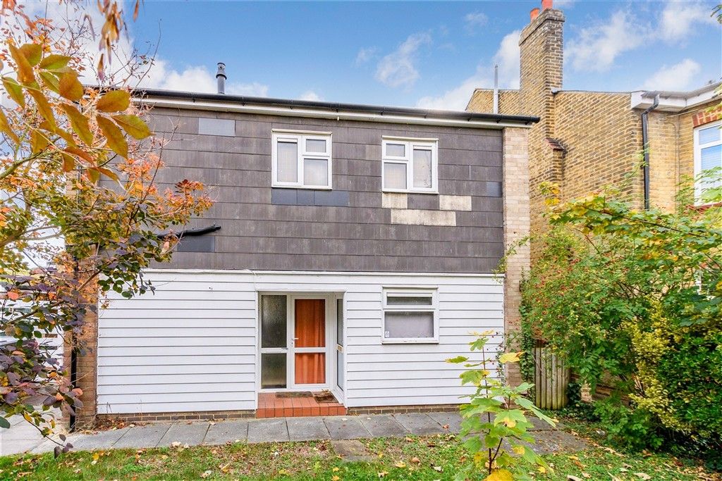 Property photo 1 of 6 External (Web)