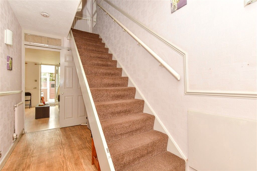 Property photo 2 of 8 Hallway