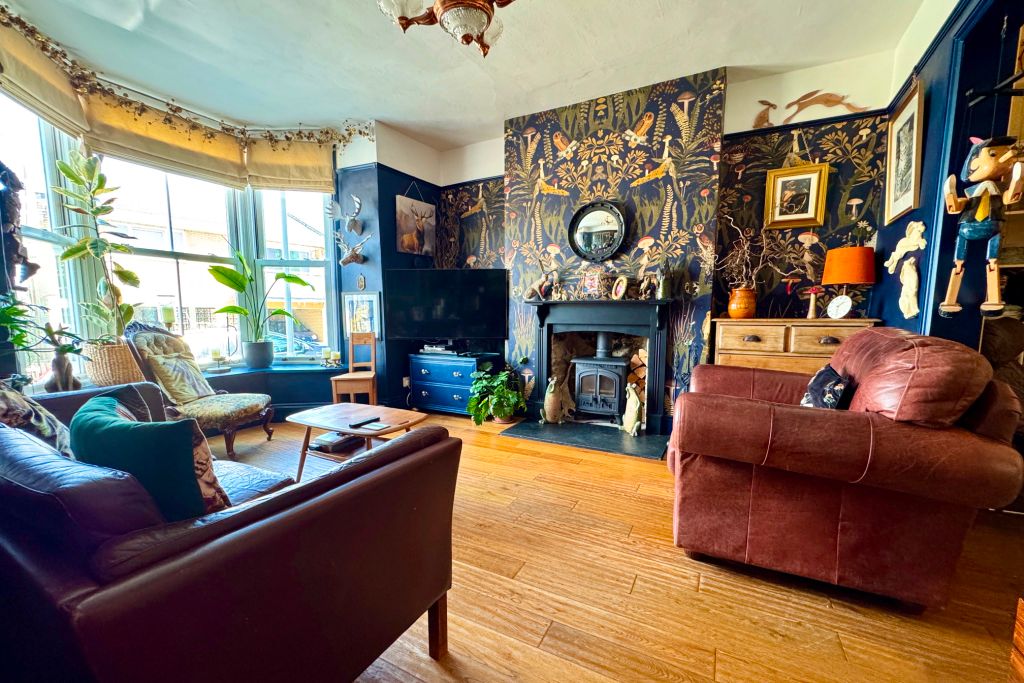 Property photo 3 of 15