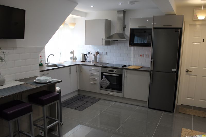 Property photo 1 of 10 Photo 14