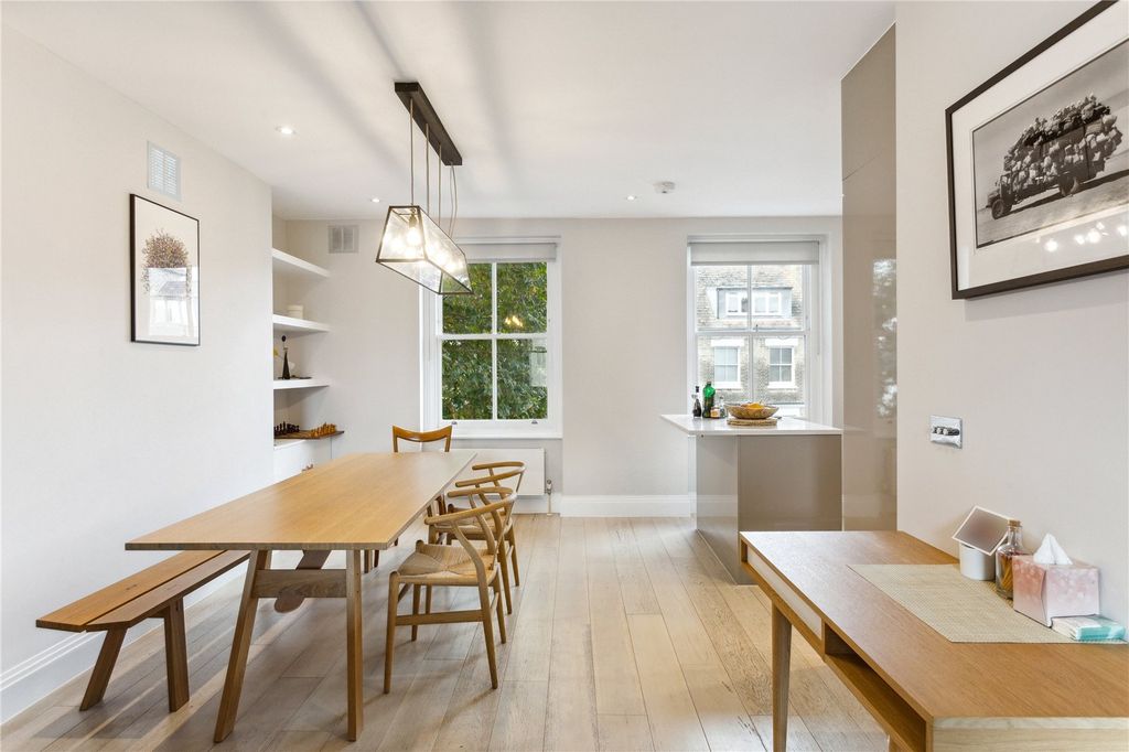 Property photo 1 of 13 Dining Area