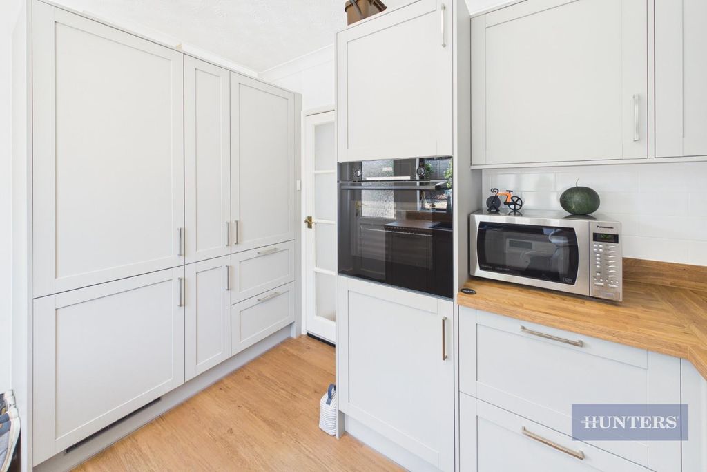 Property photo 3 of 14 Cam05152G0-Pr0523-Still009.Jpg