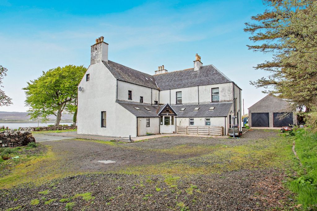 Property photo 2 of 22 Kensaleyre House