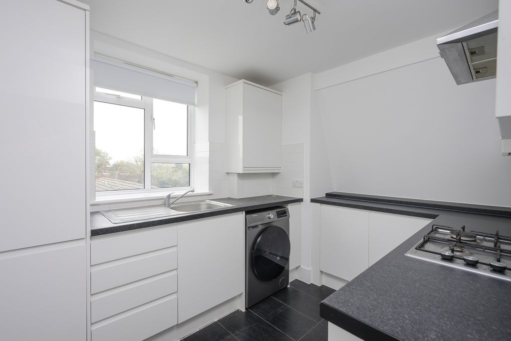 Property photo 3 of 11 Picture No. 11