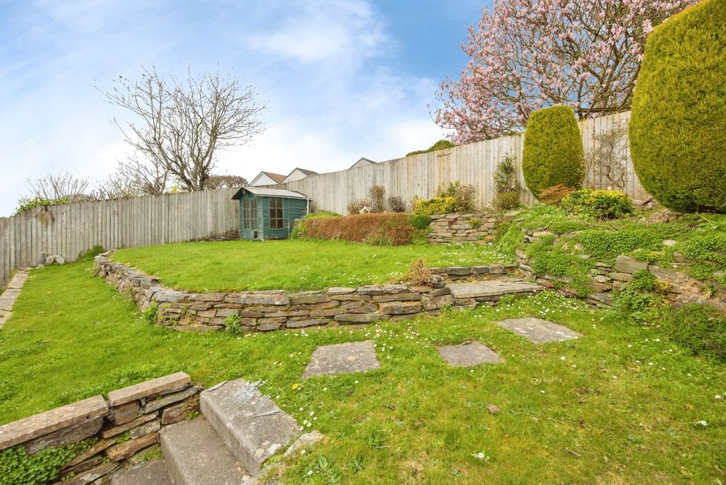 Property photo 3 of 20 Pbox-Img.Jpg