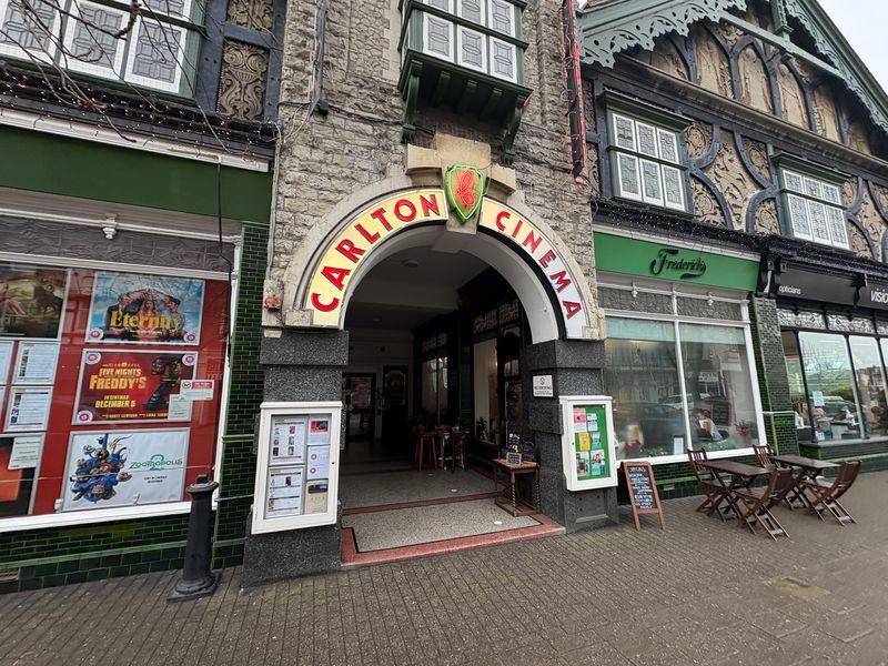 Property photo 1 of 12 Photo 12