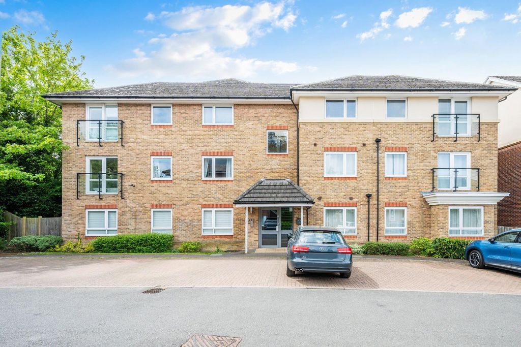 Property photo 1 of 13 Mentmore House, Flat  (13).Jpg