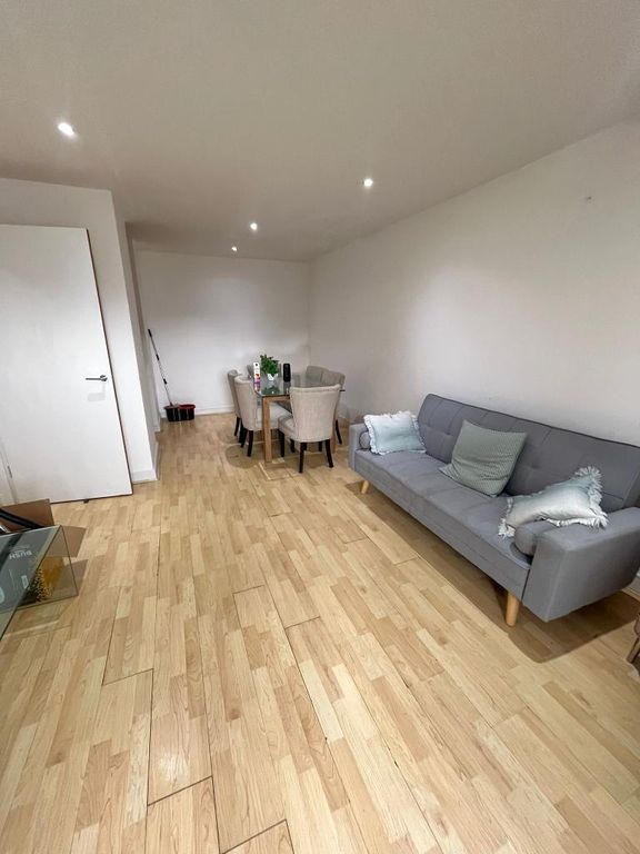 Property photo 2 of 7 Photo 2