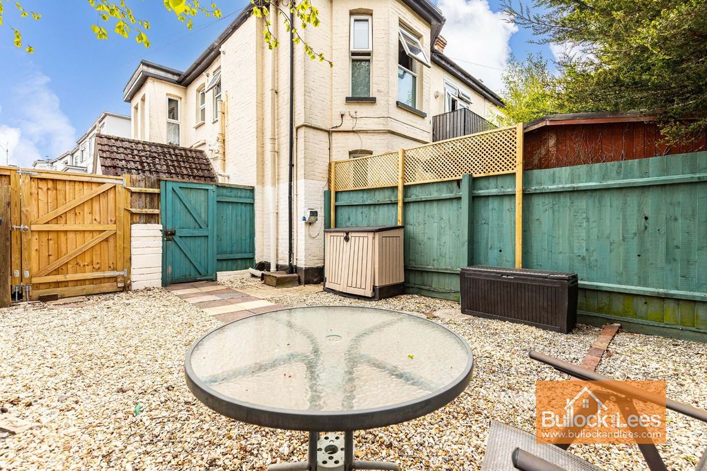 Property photo 3 of 15