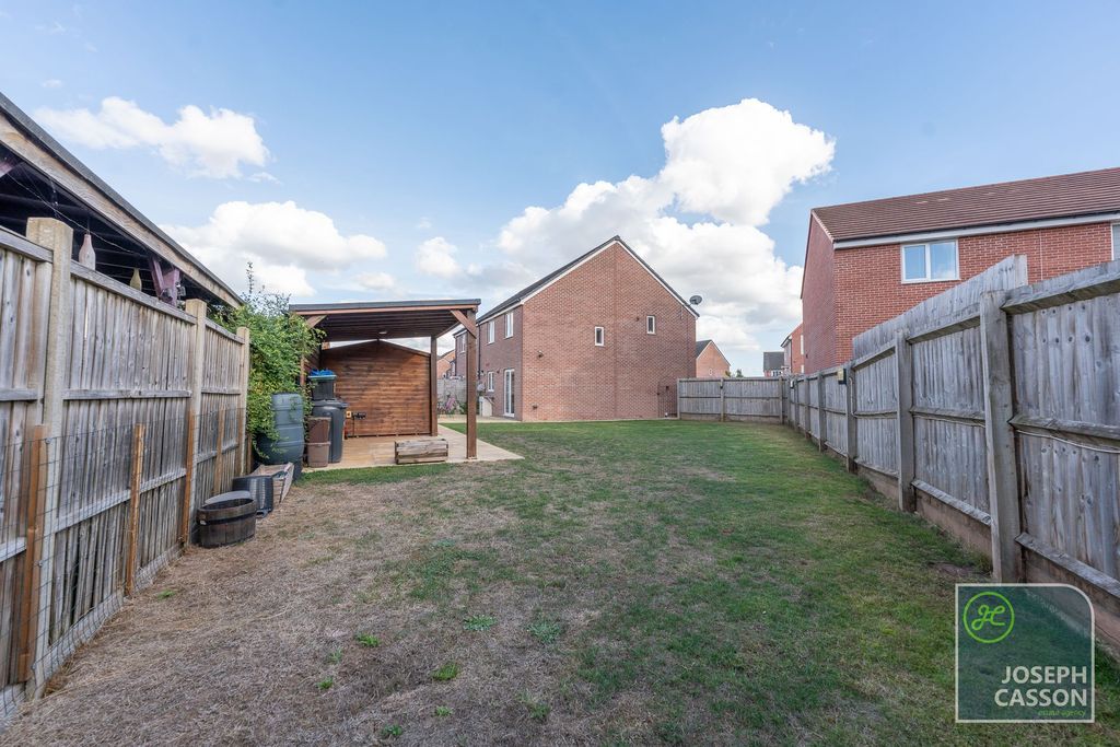 Property photo 2 of 22