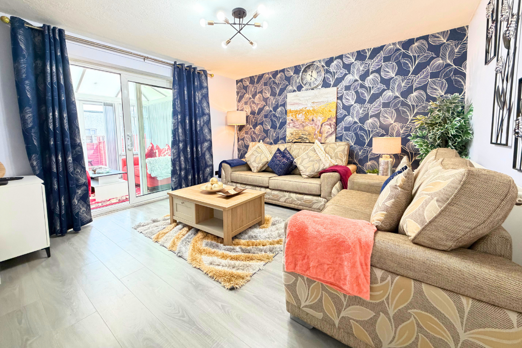 Property photo 2 of 22