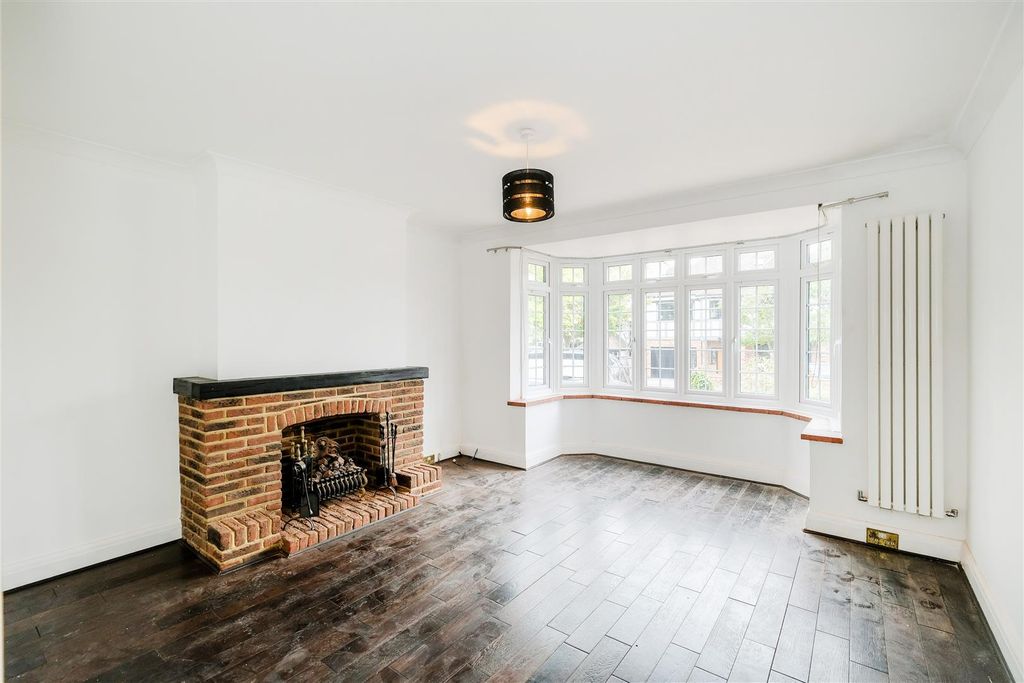 Property photo 3 of 30 21 Knighton Drive-1.Jpg