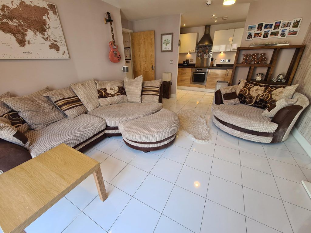 Property photo 3 of 15