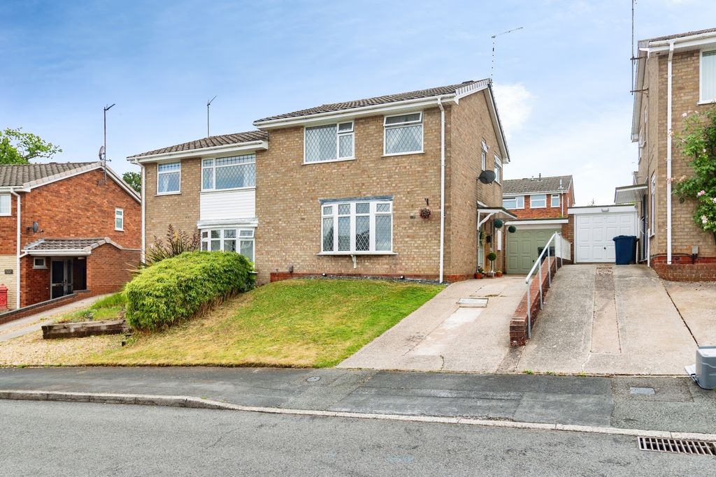 Property photo 1 of 16 Pbox-Img.Jpg