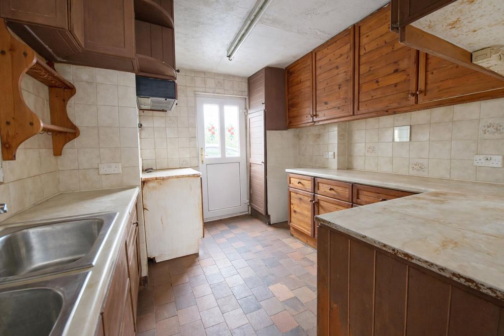 Property photo 3 of 17 3.Png