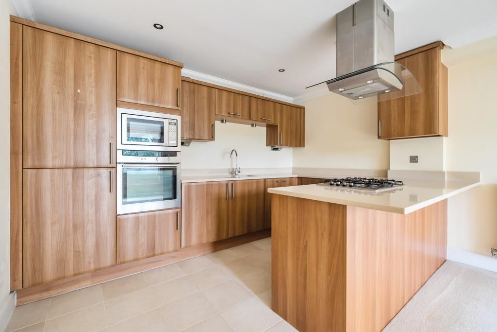 Property photo 2 of 20 Kitchen