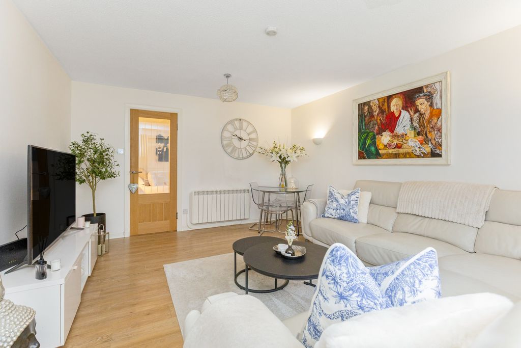 Property photo 3 of 15 Property Image 3