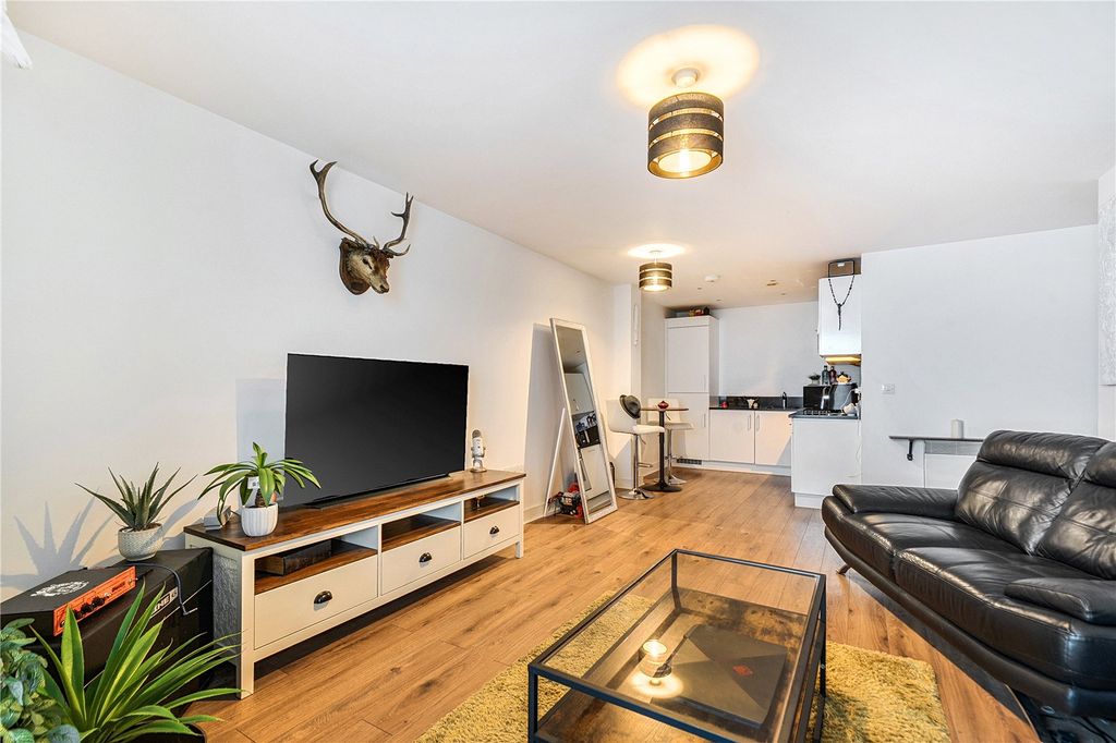 Property photo 2 of 15 Picture No. 03