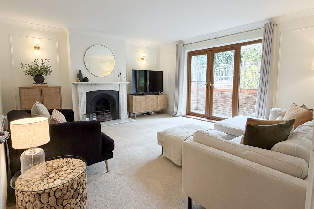 Property photo 2 of 25 2.Jpg