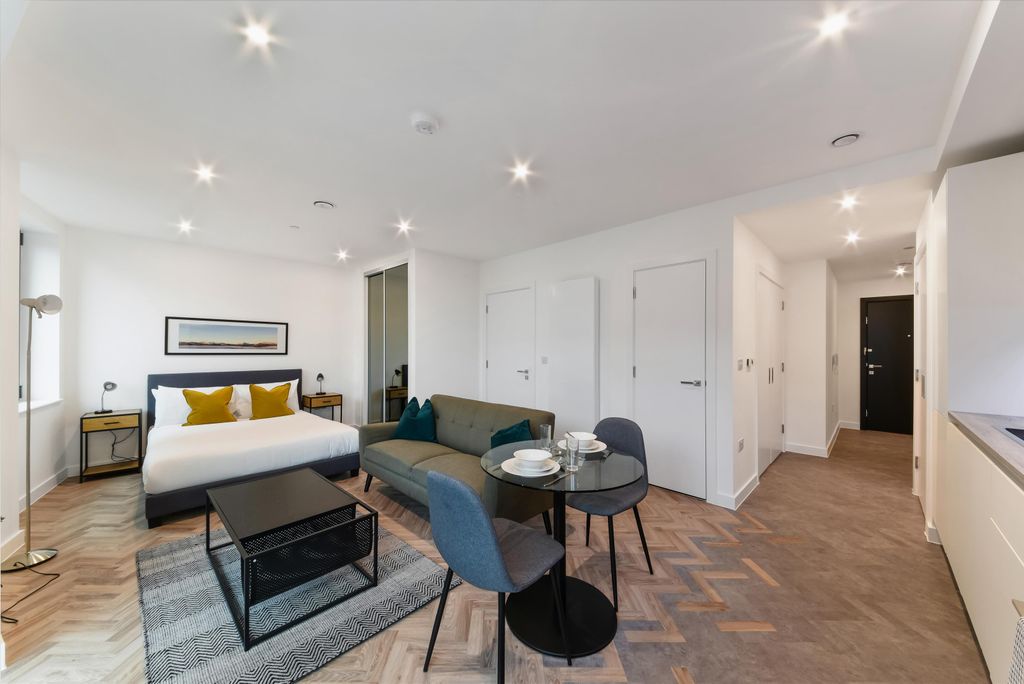 Property photo 3 of 12 Image