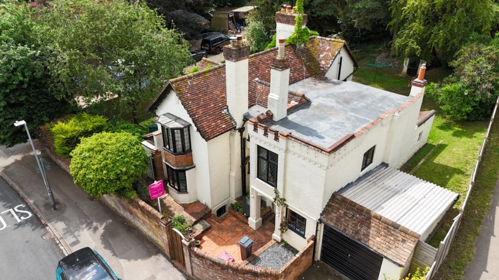 Property photo 1 of 29 4178130