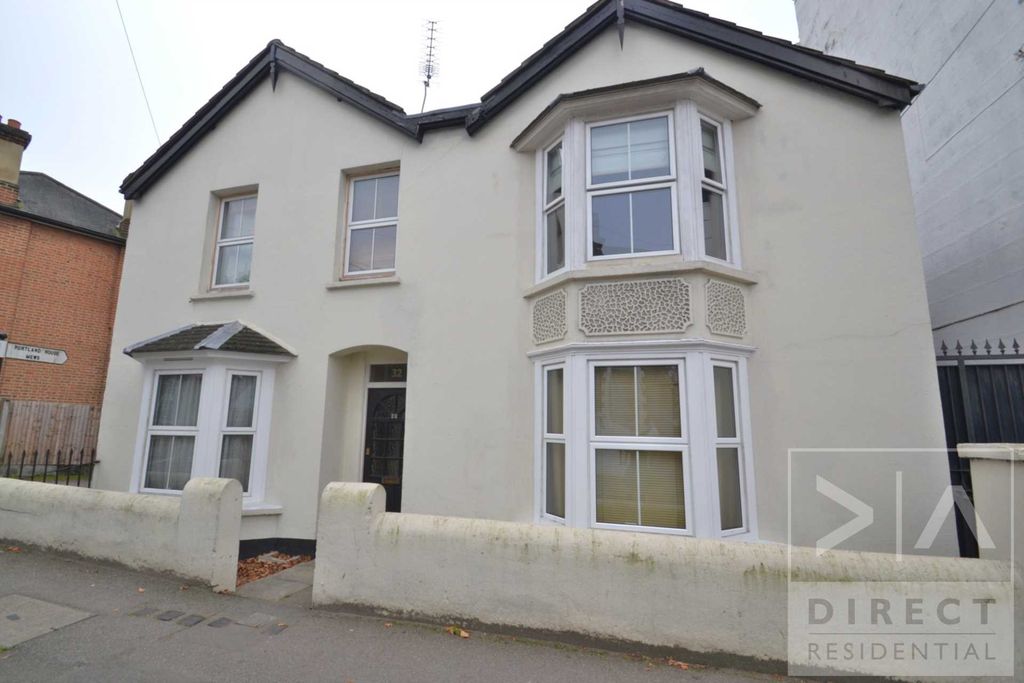 Property photo 2 of 5