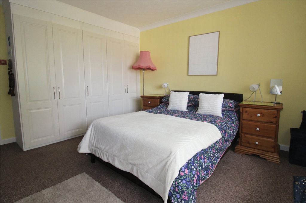 Additional image 13 of 5 bed detached house for saleThe Avenue, Fareham, Hampshire PO14