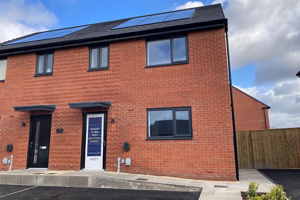 Property photo 1 of 10