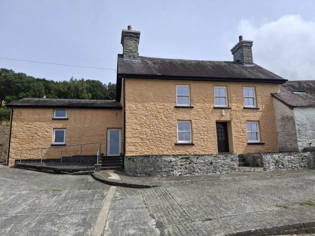 Property photo 1 of 20 837cd955-Add9-4Ccb-B1d7-0F52F7E44F03