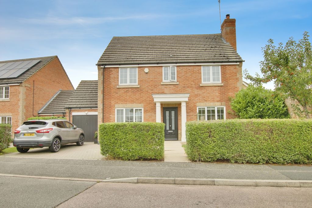 Property photo 1 of 24