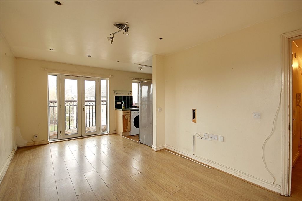 Property photo 2 of 11 Picture No. 04