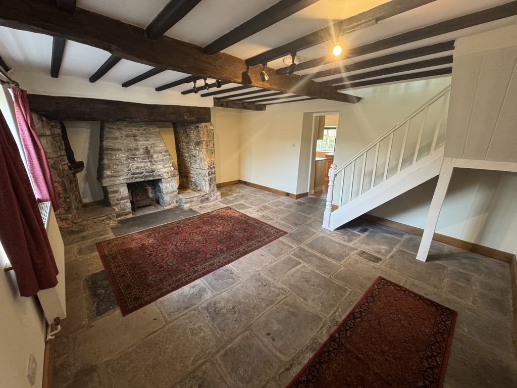Property photo 3 of 8 Not Specified